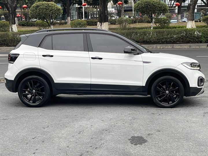 Фото 7 - Volkswagen Tacqua