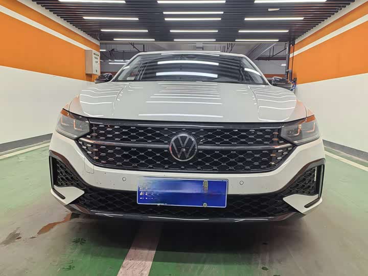 Фото 2 - Volkswagen Lavida