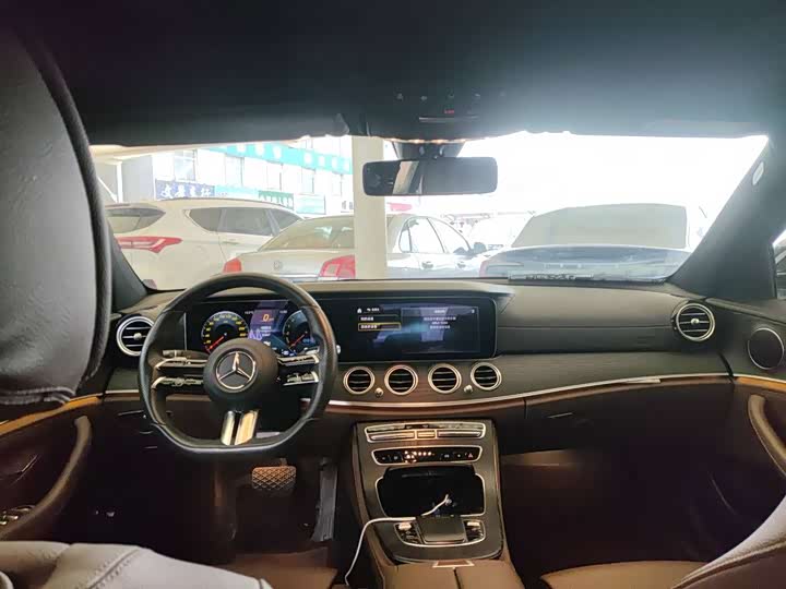 Фото 3 - Mercedes-Benz E-Class Hybrid