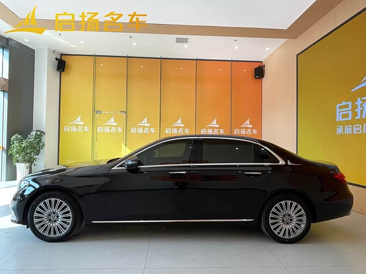 Фото 4 - Mercedes-Benz E-Class