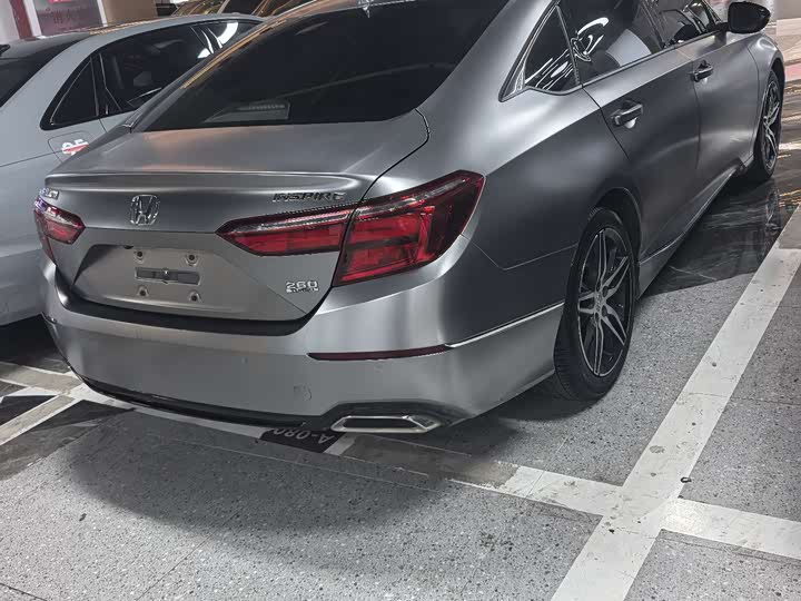 Photo 9 - Honda Inspire