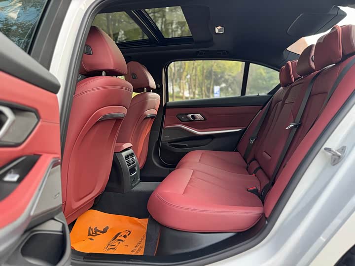 Фото 7 - BMW 3 Series