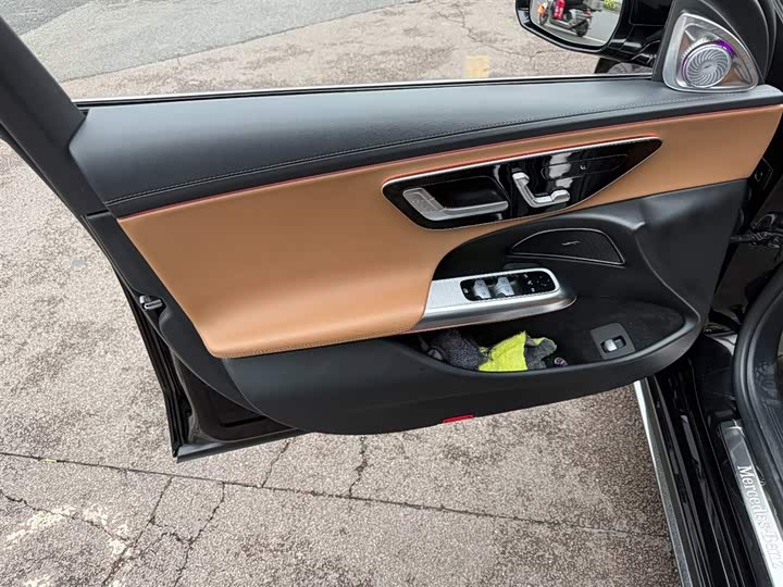 Photo 6 - Mercedes-Benz E-Class