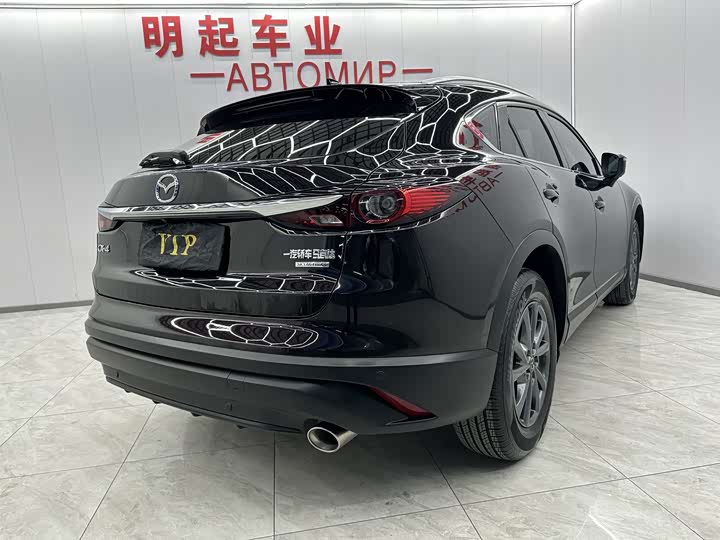 Фото 7 - Mazda CX-4
