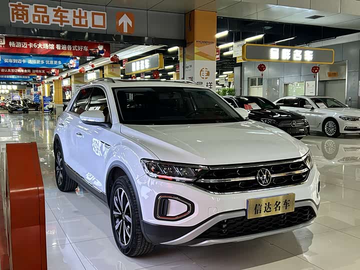 Фото 3 - Volkswagen T-Roc