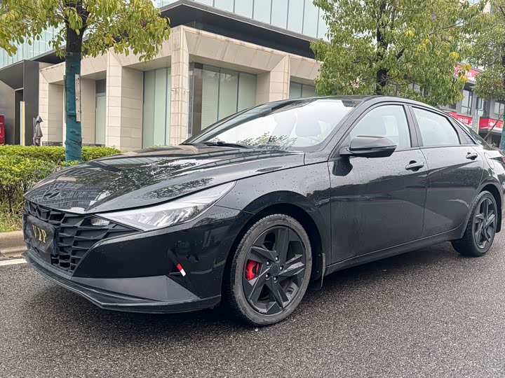 Фото 1 - Hyundai Elantra N line