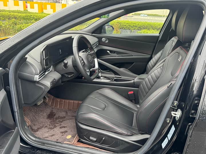 Фото 4 - Hyundai Elantra N line