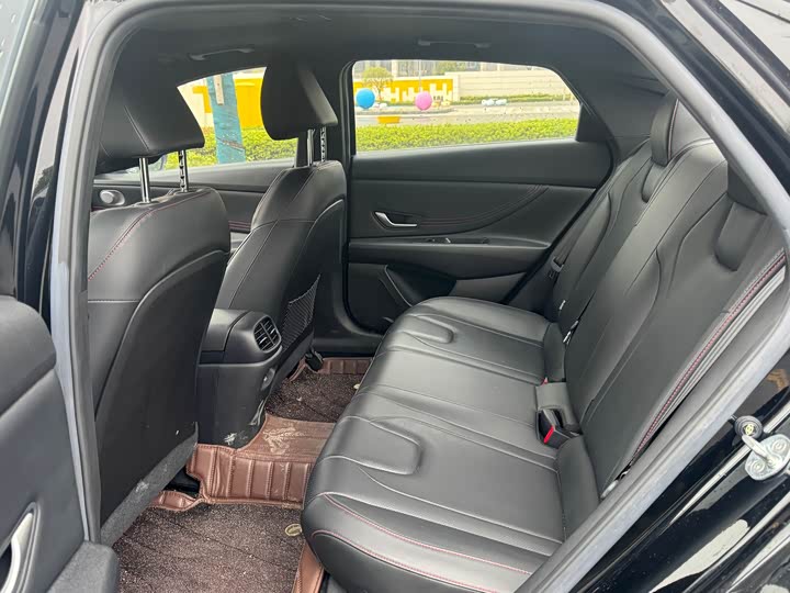 Фото 5 - Hyundai Elantra N line