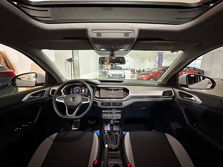 Фото 7 - Volkswagen Tacqua