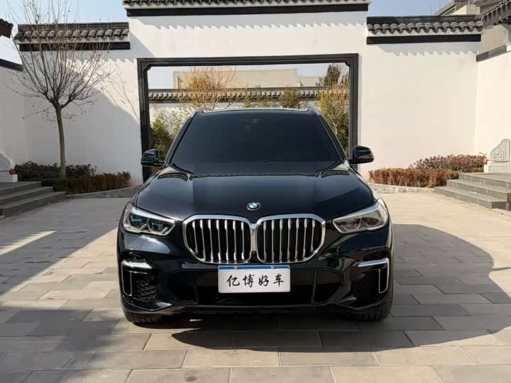 Фото 2 - BMW X5