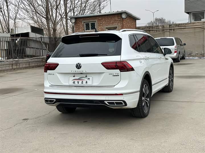 Фото 6 - Volkswagen Tiguan L Pro