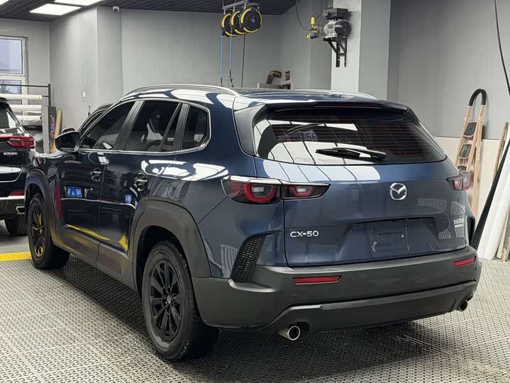 Photo 2 - Mazda CX-50