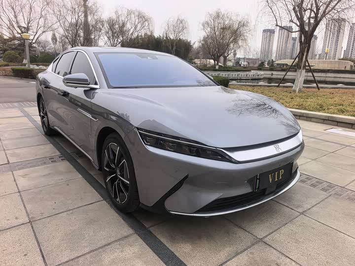 Фото 2 - BYD Han