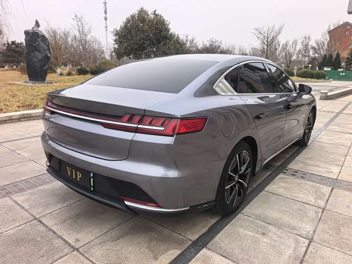 Фото 6 - BYD Han