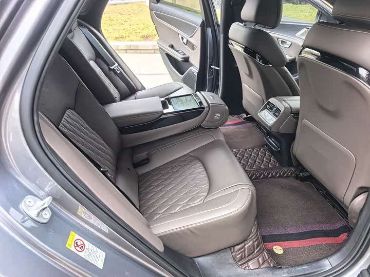 Фото 8 - BYD Han