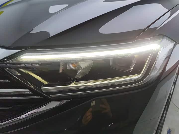 Фото 5 - Volkswagen Sagitar L