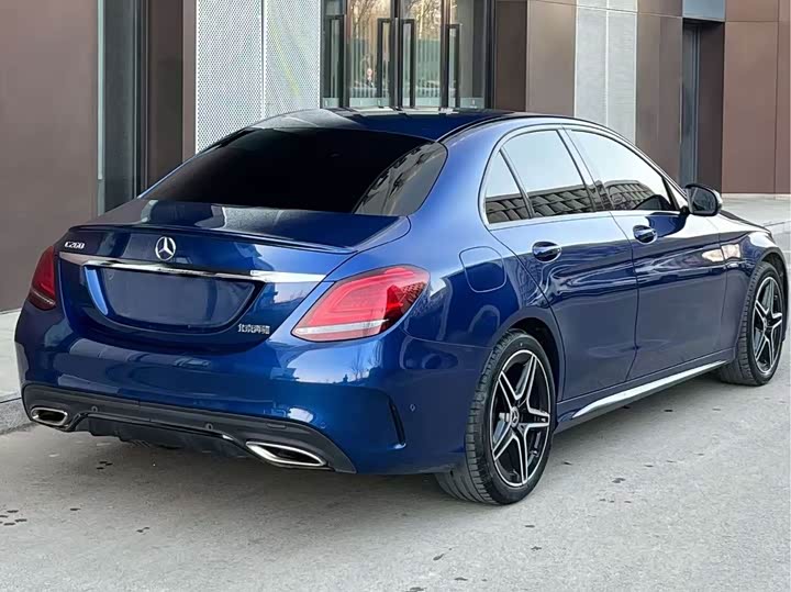 Фото 2 - Mercedes-Benz C-Class