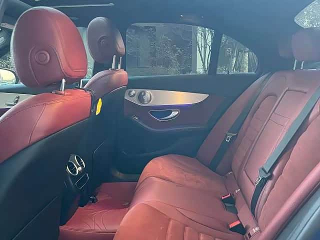 Фото 7 - Mercedes-Benz C-Class