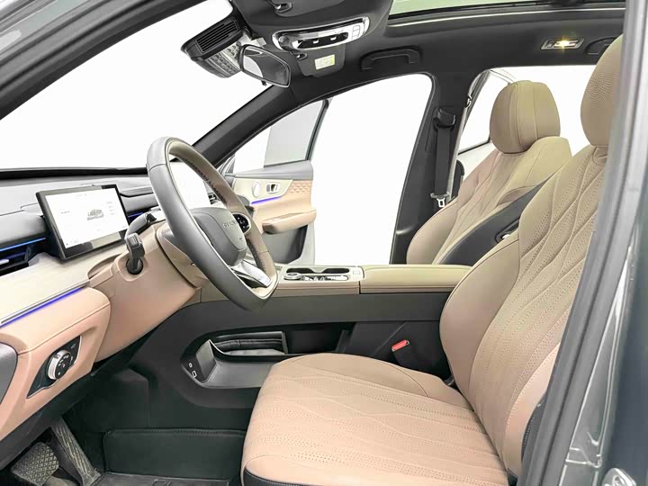 Фото 7 - Chery Fulwin T8