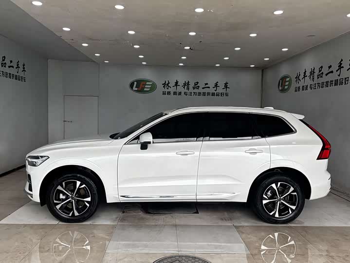 Фото 5 - Volvo XC60