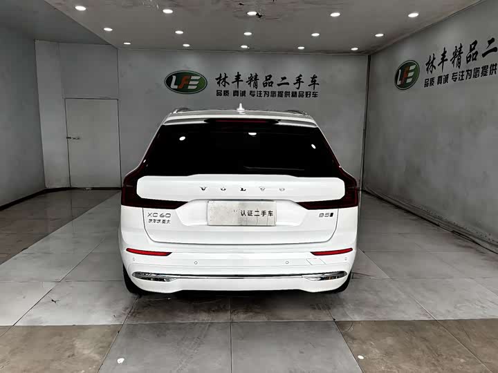 Фото 7 - Volvo XC60