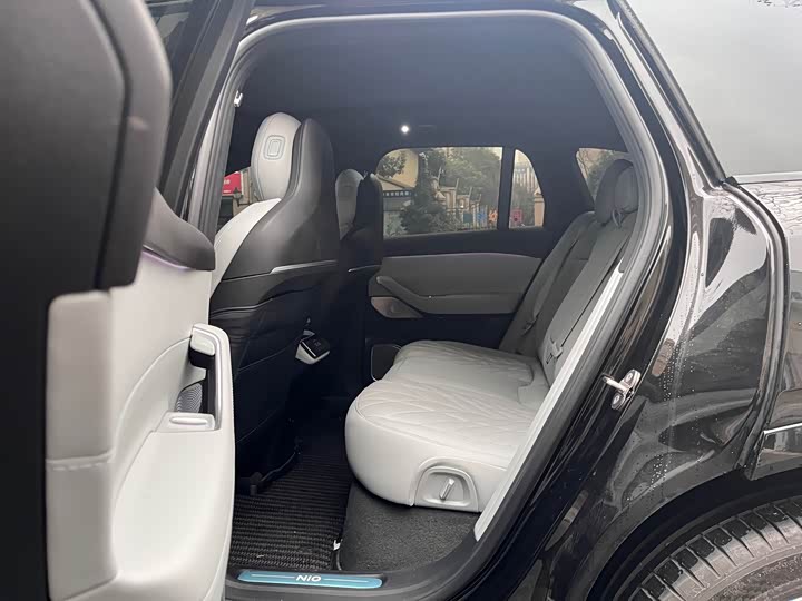 Фото 4 - Nio ES6