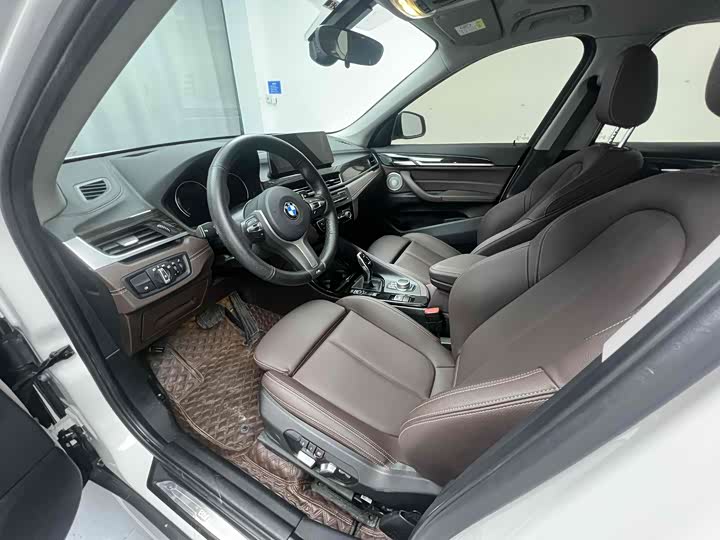 Photo 5 - BMW X1
