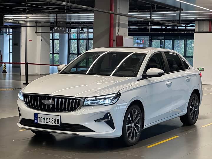 Фото 1 - Geely Emgrand