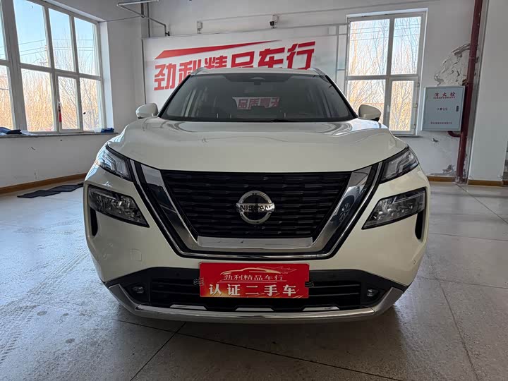 Фото 2 - Nissan X-Trail