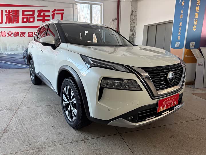 Фото 3 - Nissan X-Trail