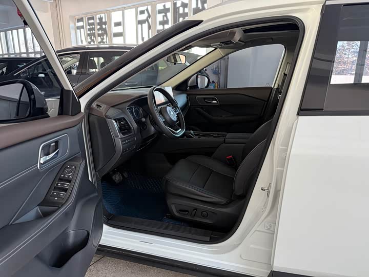 Фото 4 - Nissan X-Trail