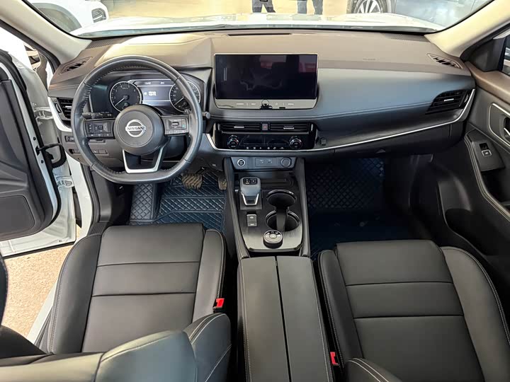 Фото 6 - Nissan X-Trail