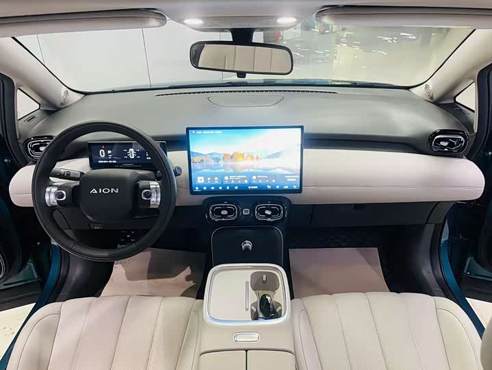 Фото 9 - GAC Aion UT