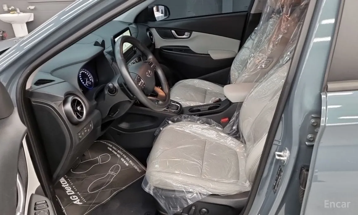 Фото 10 - Hyundai Kona