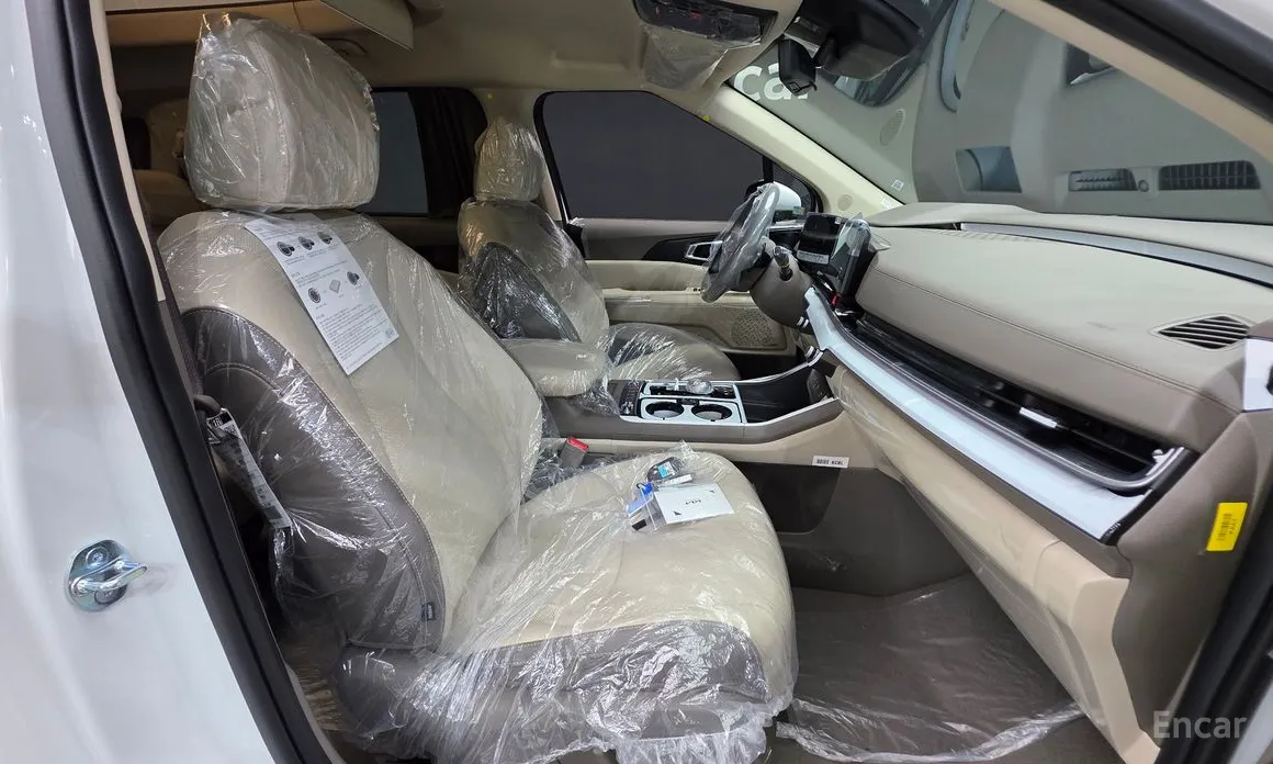 Фото 10 - Kia Carnival