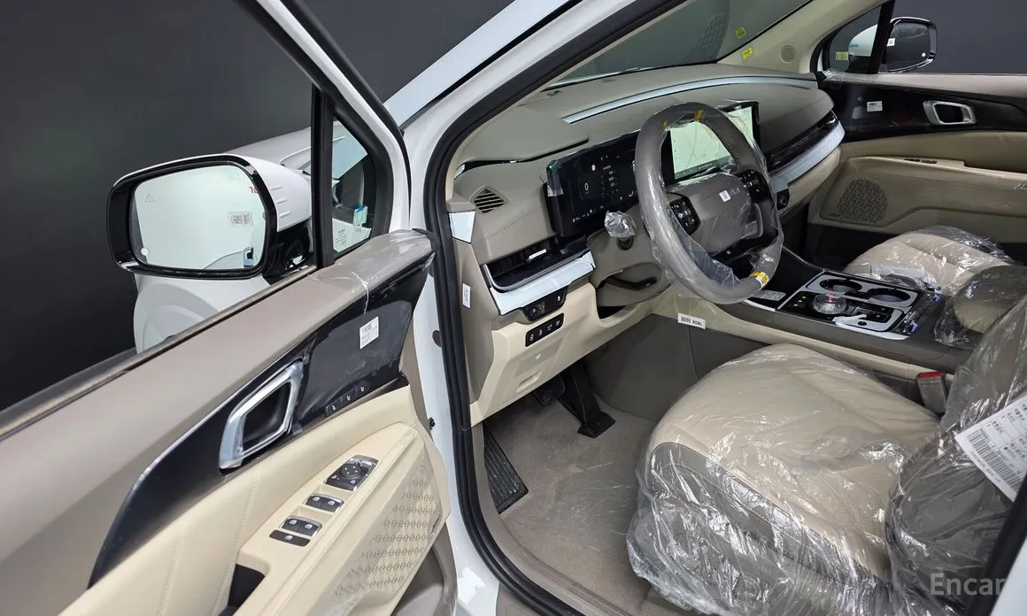 Фото 12 - Kia Carnival