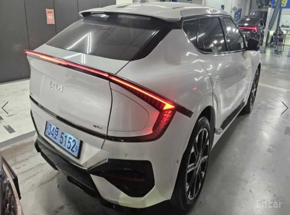 Фото 5 - Kia EV6