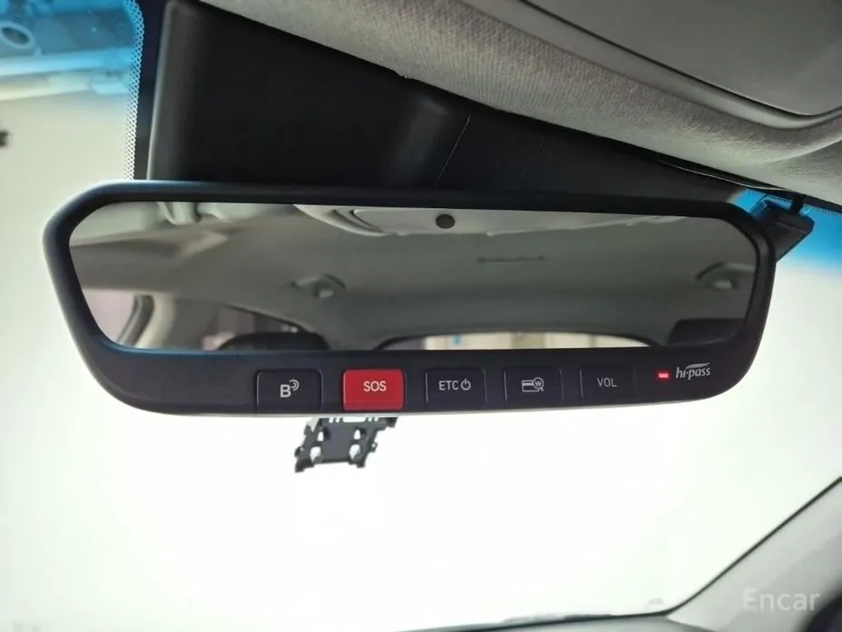 Фото 13 - Hyundai Kona