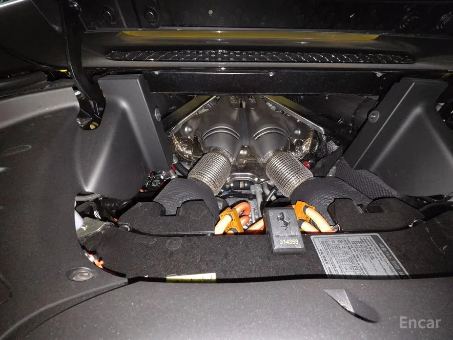 Фото 13 - Ferrari 296