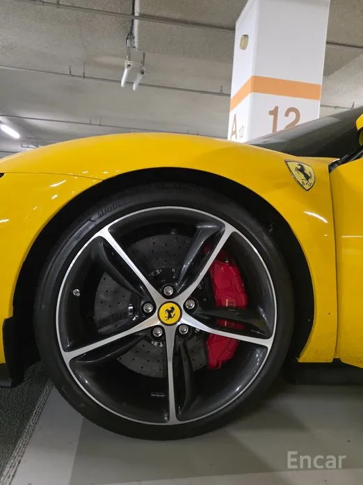 Фото 14 - Ferrari 296
