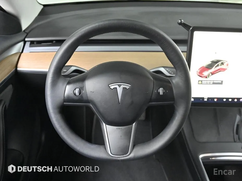 Фото 8 - Tesla Model 3