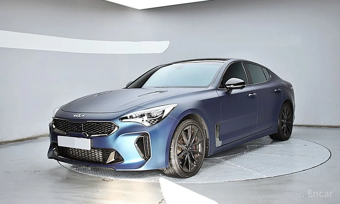 Фото 1 - Kia Stinger