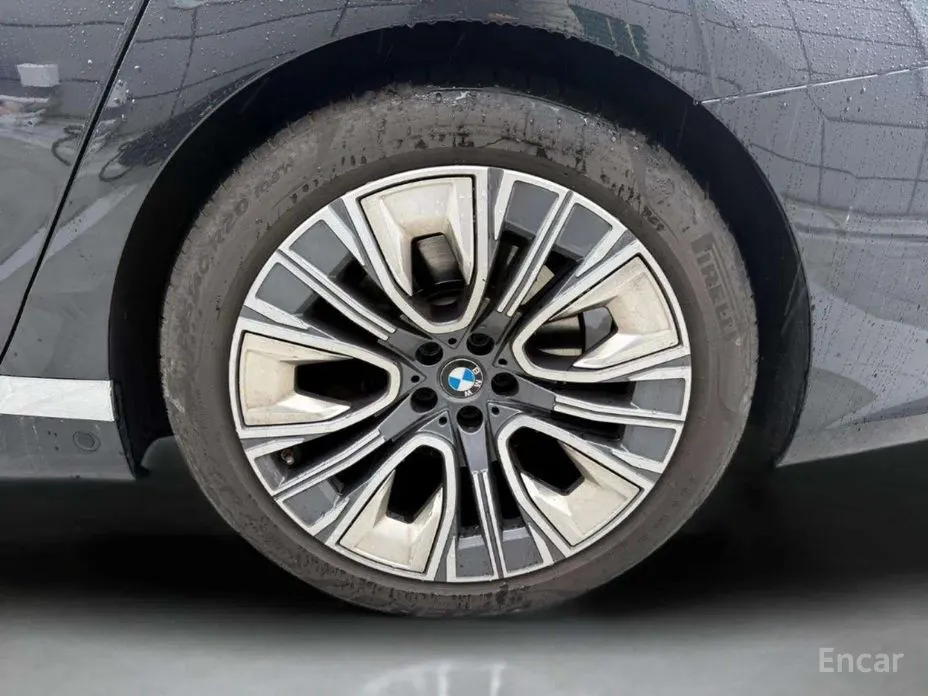 Фото 5 - BMW 7 Series