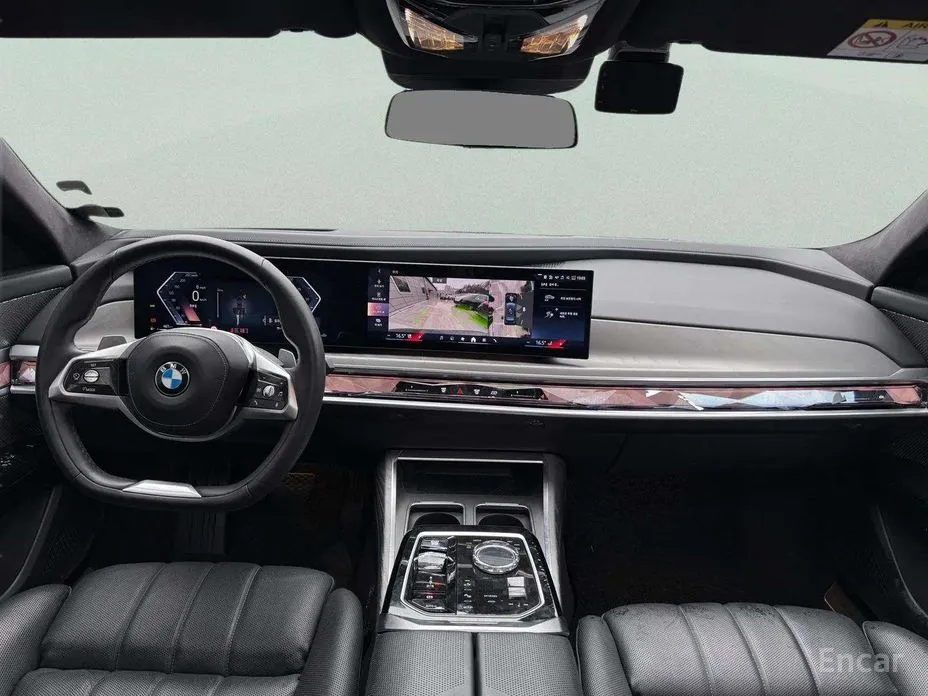 Фото 8 - BMW 7 Series