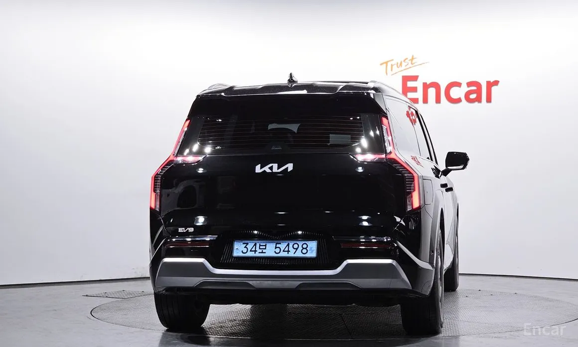 Фото 4 - Kia EV9