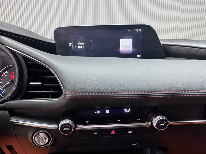 Фото 8 - Mazda 3 (Axela)