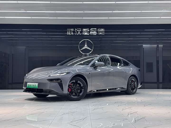 Фото 1 - Dongfeng Yipai eπ 007