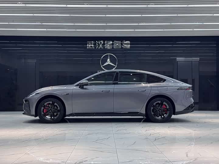 Фото 5 - Dongfeng Yipai eπ 007