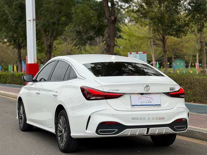 Фото 6 - MG Motor 5