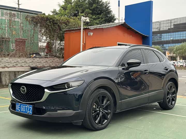 Фото 1 - Mazda CX-30